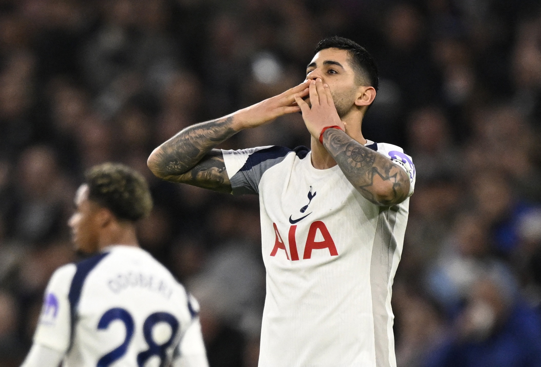 178体育-父亲透露解约金金额！记者批罗梅罗：和恩佐一样，试图运作转会